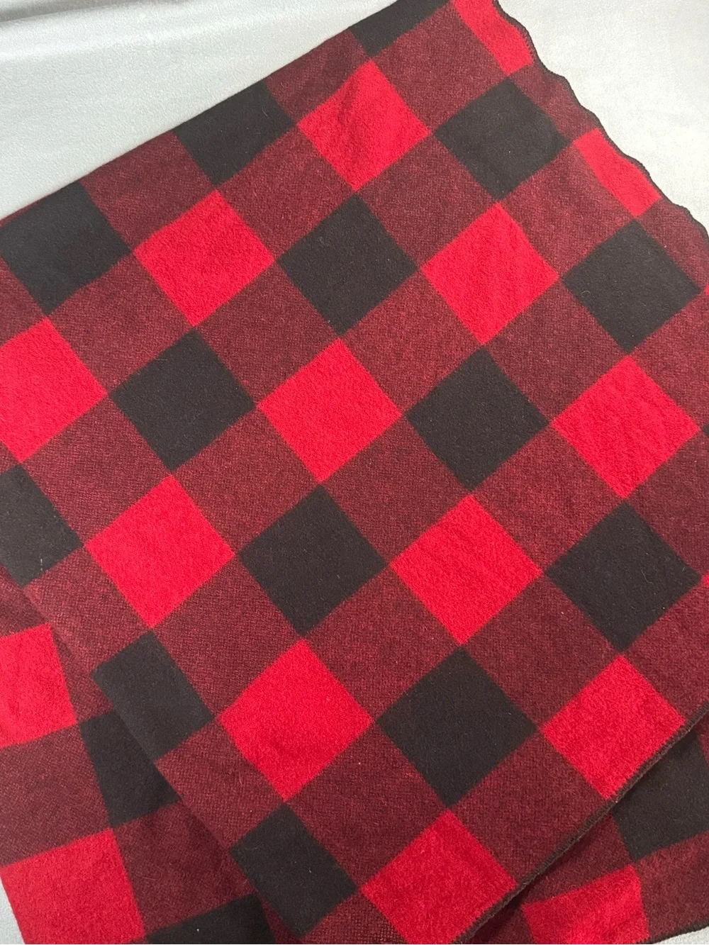 Vintage Marlboro Country Store Red Buffalo Check Plaid Wool Cabin Blanket USA
